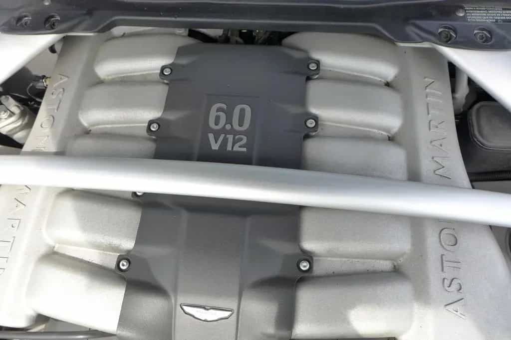 Aston Martin DB9 Volante 6.0 Touchtronic - 04/2010-photo-11
