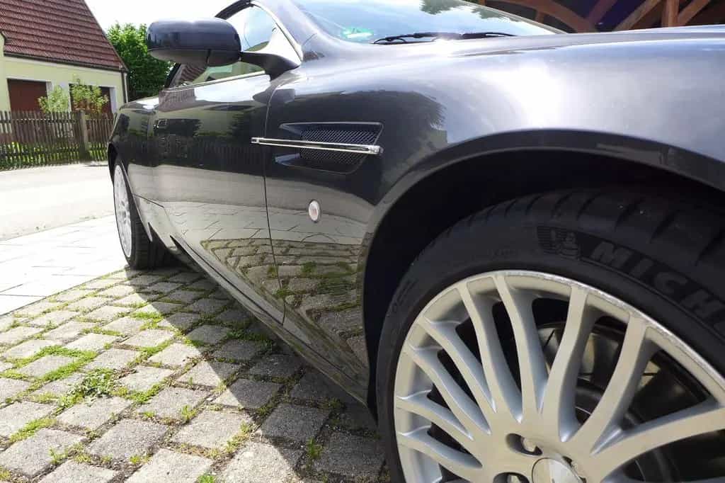 Aston Martin DB9 Volante 6.0 Touchtronic - 04/2010-photo-18