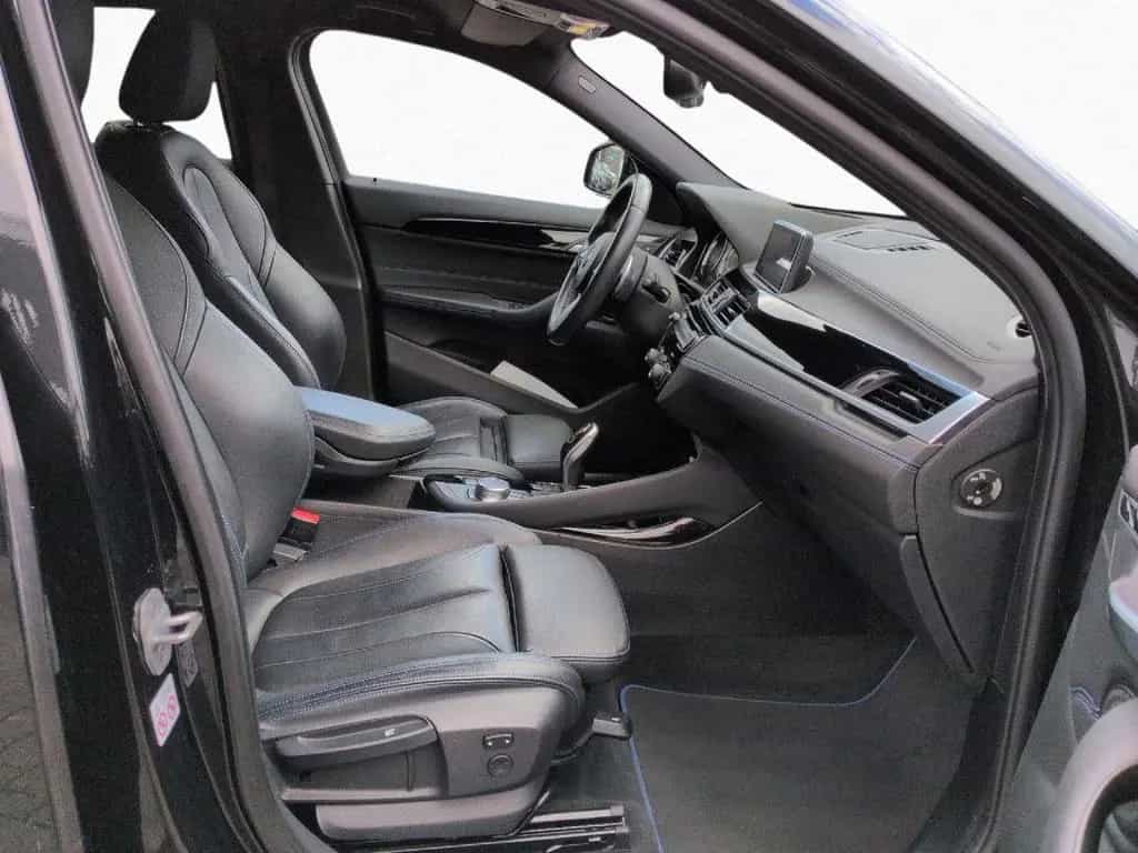 BMW X2 sDrive20i M Sport HuD DA 20" LED Kam Shadow 04/2019-photo-18