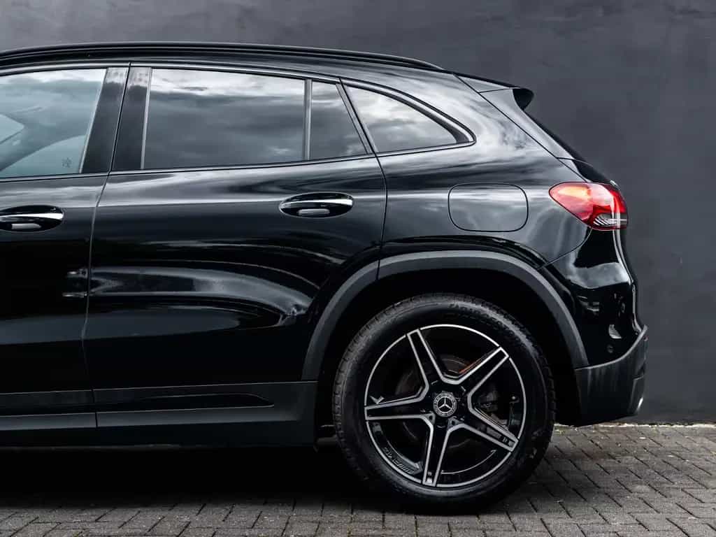 Mercedes-Benz GLA 220 d 4Matic neues Mod. Leder Navi AMG LINE 08/2020-photo-15