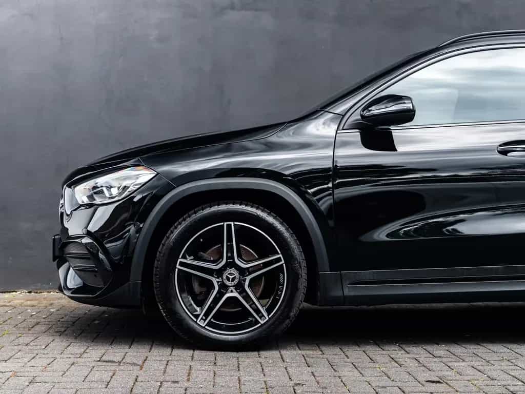 Mercedes-Benz GLA 220 d 4Matic neues Mod. Leder Navi AMG LINE 08/2020-photo-16