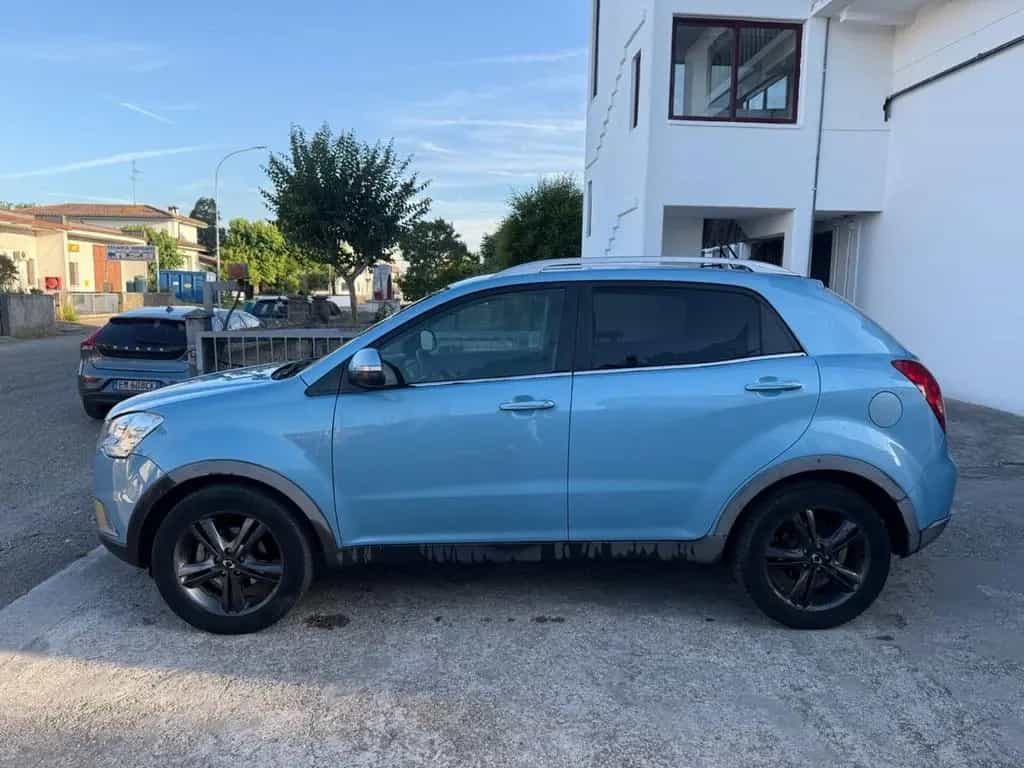 Ssangyong Korando 2.0 DIESEL 175 CV AWD 4x4 2011 10/2011-photo-5
