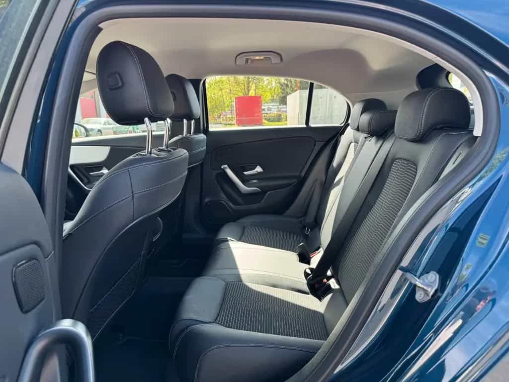 Mercedes-Benz A 250 Garantie *nur 35000 Km*Keyless *Memory*Amg 12/2019-photo-16