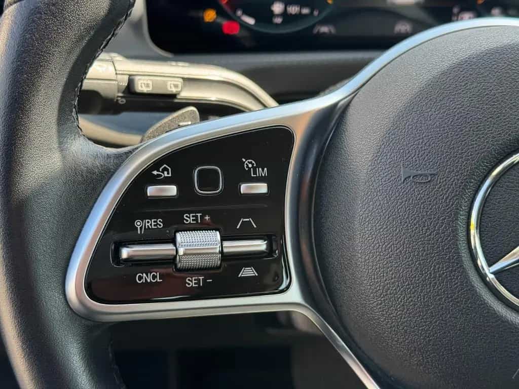 Mercedes-Benz A 250 Garantie *nur 35000 Km*Keyless *Memory*Amg 12/2019-photo-23