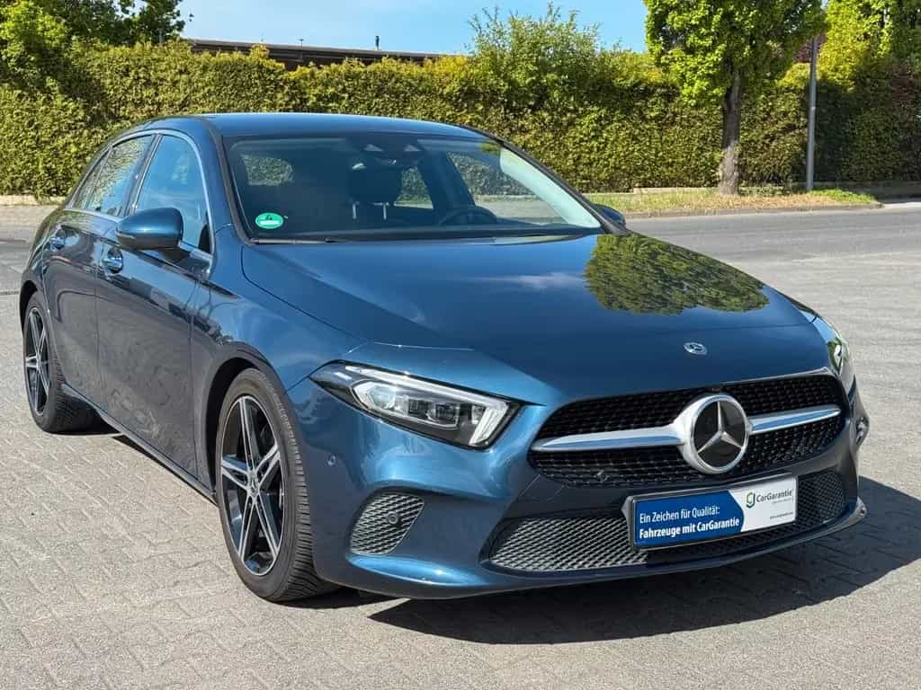 Mercedes-Benz A 250 Garantie *nur 35000 Km*Keyless *Memory*Amg 12/2019-photo-3