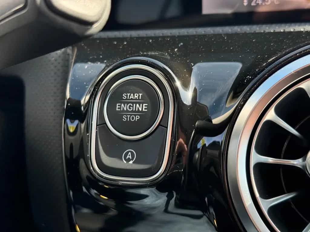 Mercedes-Benz A 250 Garantie *nur 35000 Km*Keyless *Memory*Amg 12/2019-photo-32