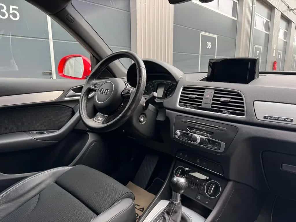 Audi Q3 sport quattro 2.0 TFSI Stronic S-Line 11/2017-photo-19