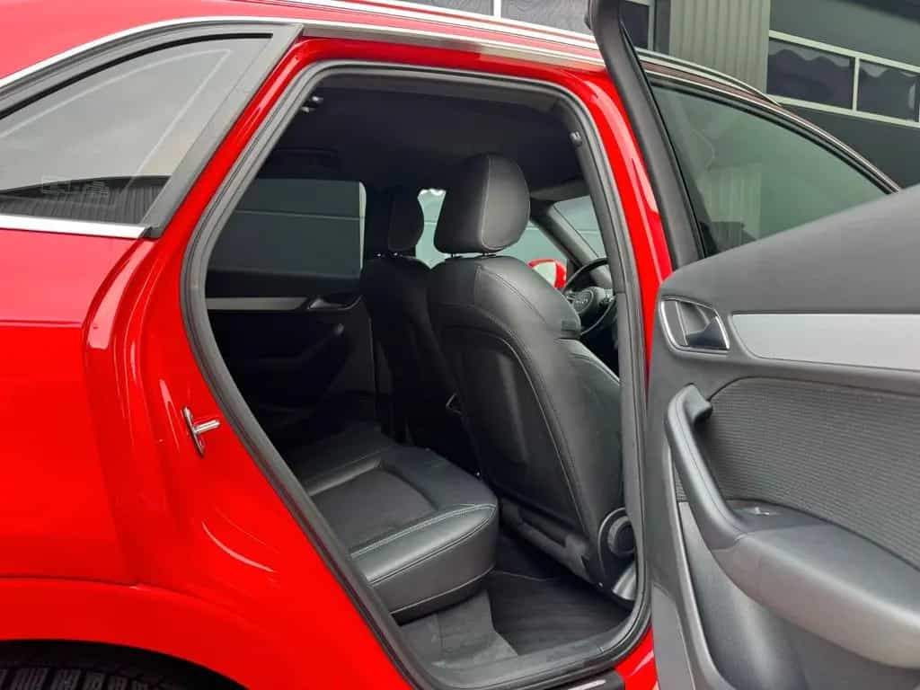 Audi Q3 sport quattro 2.0 TFSI Stronic S-Line 11/2017-photo-24