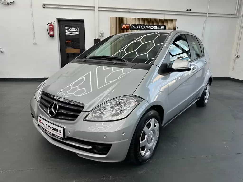 Mercedes-Benz A 180 5-türig **72tkm** Automatik AHK SHZ 10/2010-photo-0