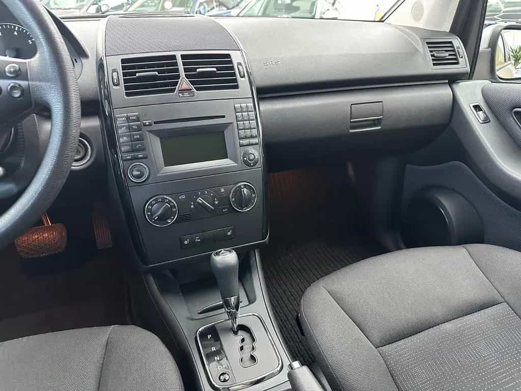 Mercedes-Benz A 180 5-türig **72tkm** Automatik AHK SHZ 10/2010-photo-10