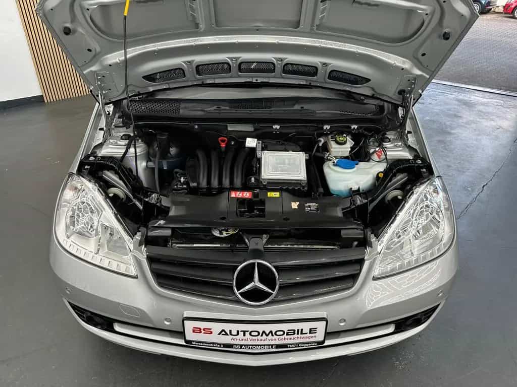 Mercedes-Benz A 180 5-türig **72tkm** Automatik AHK SHZ 10/2010-photo-13