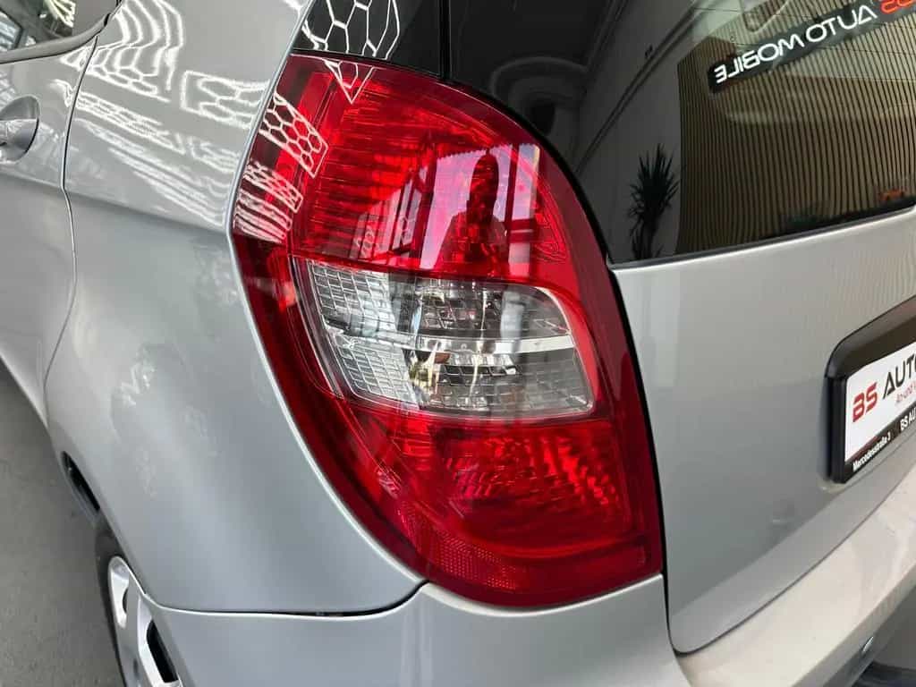Mercedes-Benz A 180 5-türig **72tkm** Automatik AHK SHZ 10/2010-photo-17