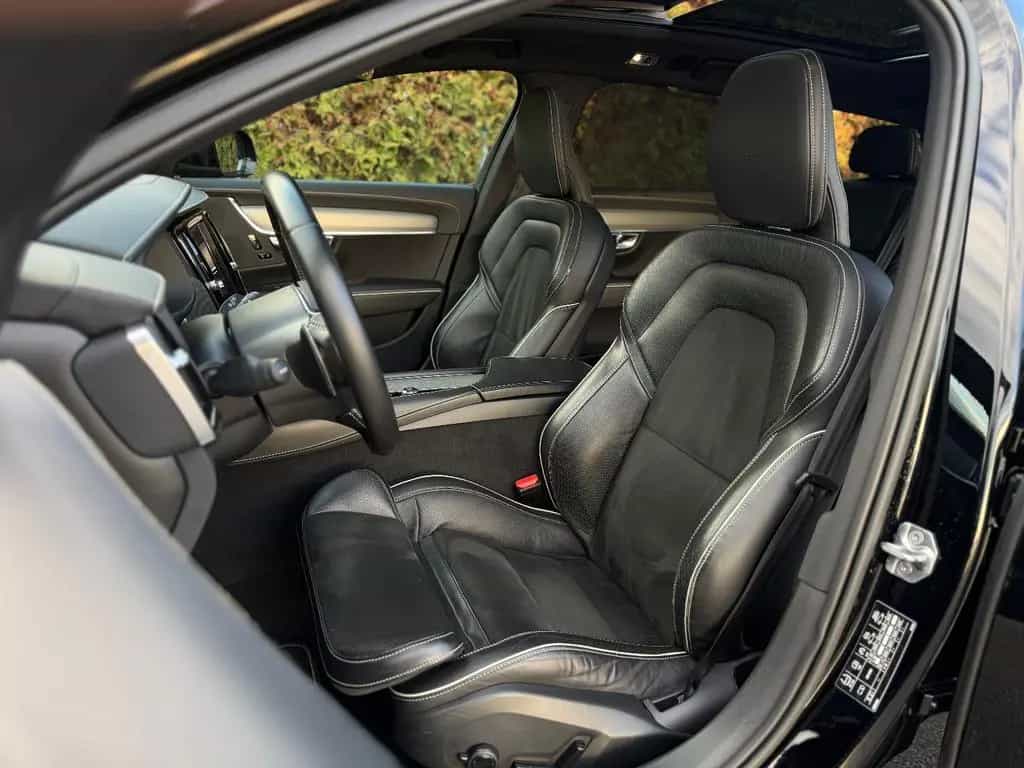 Volvo V90 Kombi R-Design 2.0 *VIRTUAL*KAMERA*PANO* 05/2020-photo-23