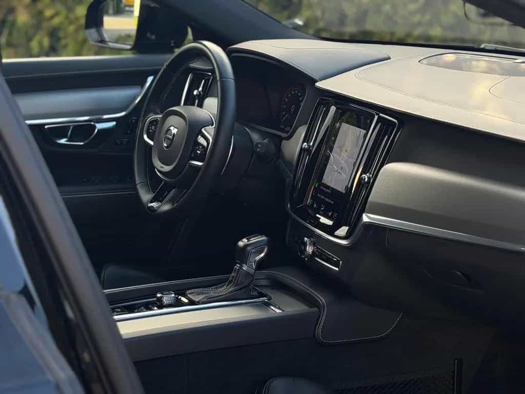 Volvo V90 Kombi R-Design 2.0 *VIRTUAL*KAMERA*PANO* 05/2020-photo-29