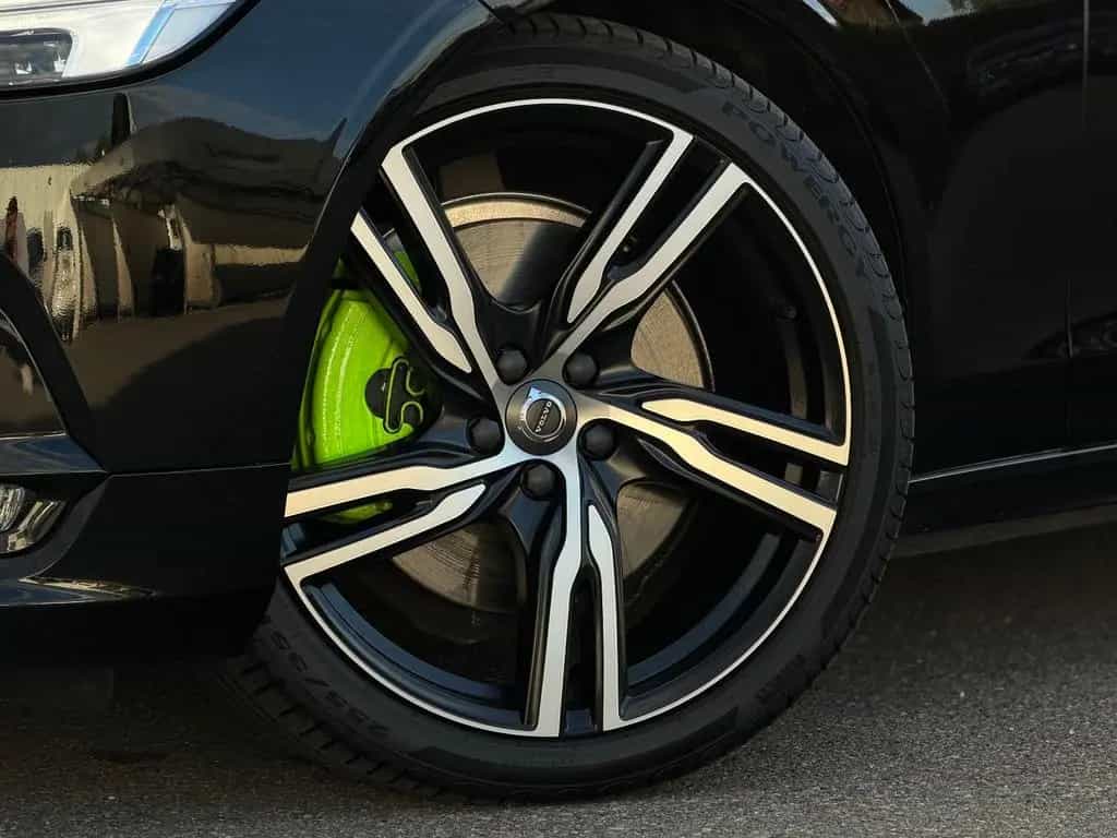 Volvo V90 Kombi R-Design 2.0 *VIRTUAL*KAMERA*PANO* 05/2020-photo-6