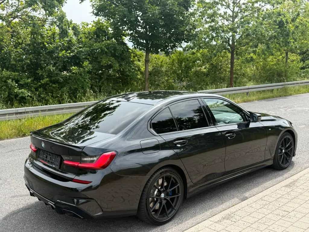 BMW 330 d xDrive M-Sportpaket*LASER*HUD*INNOV*AMBIENT 12/2019-photo-1