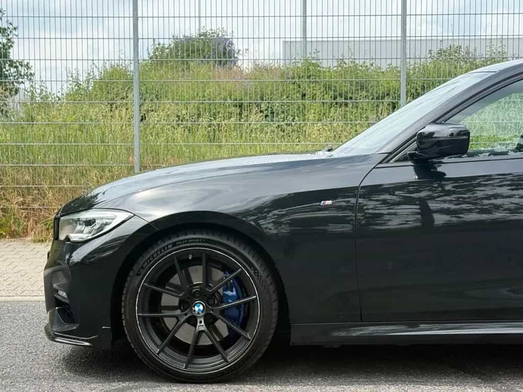 BMW 330 d xDrive M-Sportpaket*LASER*HUD*INNOV*AMBIENT 12/2019-photo-11