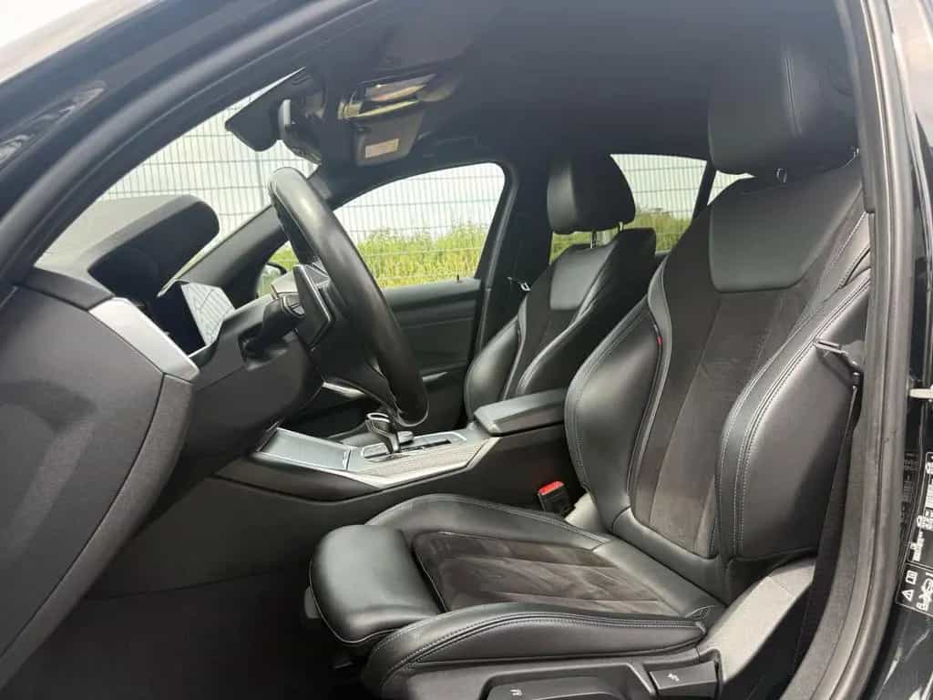 BMW 330 d xDrive M-Sportpaket*LASER*HUD*INNOV*AMBIENT 12/2019-photo-17