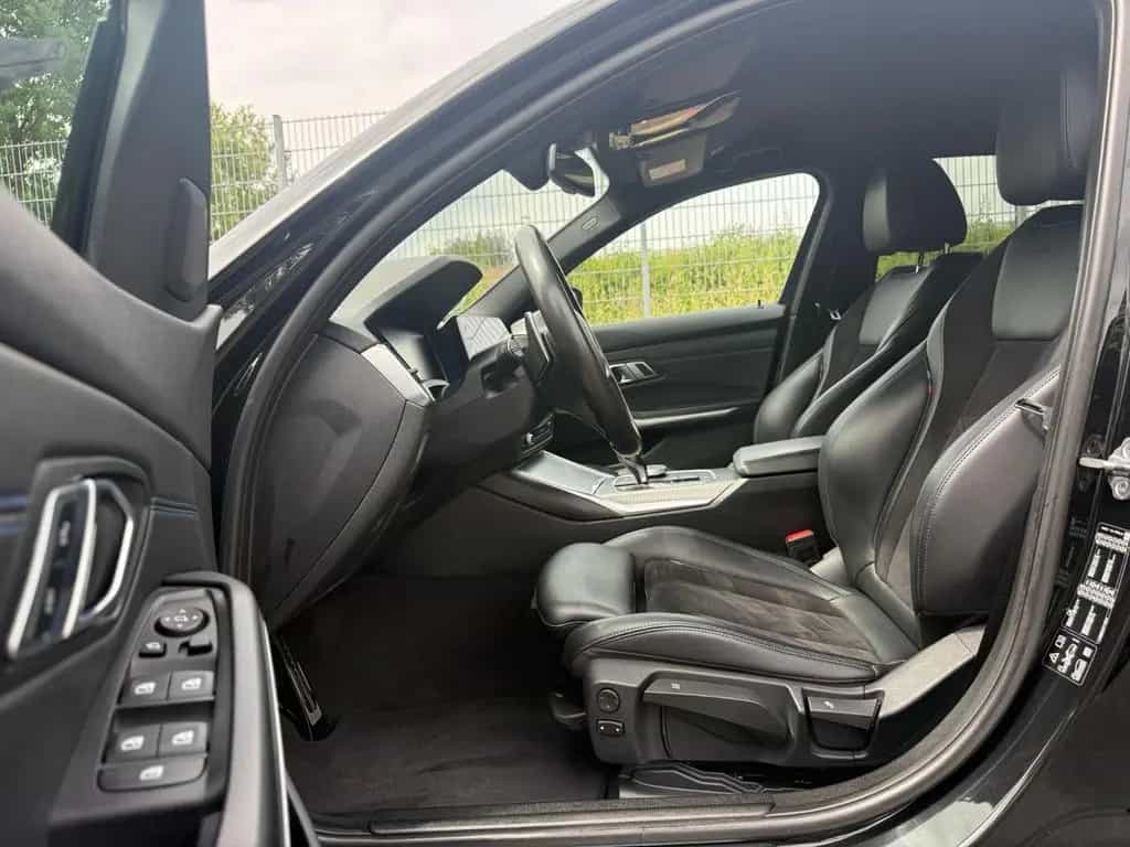 BMW 330 d xDrive M-Sportpaket*LASER*HUD*INNOV*AMBIENT 12/2019-photo-18