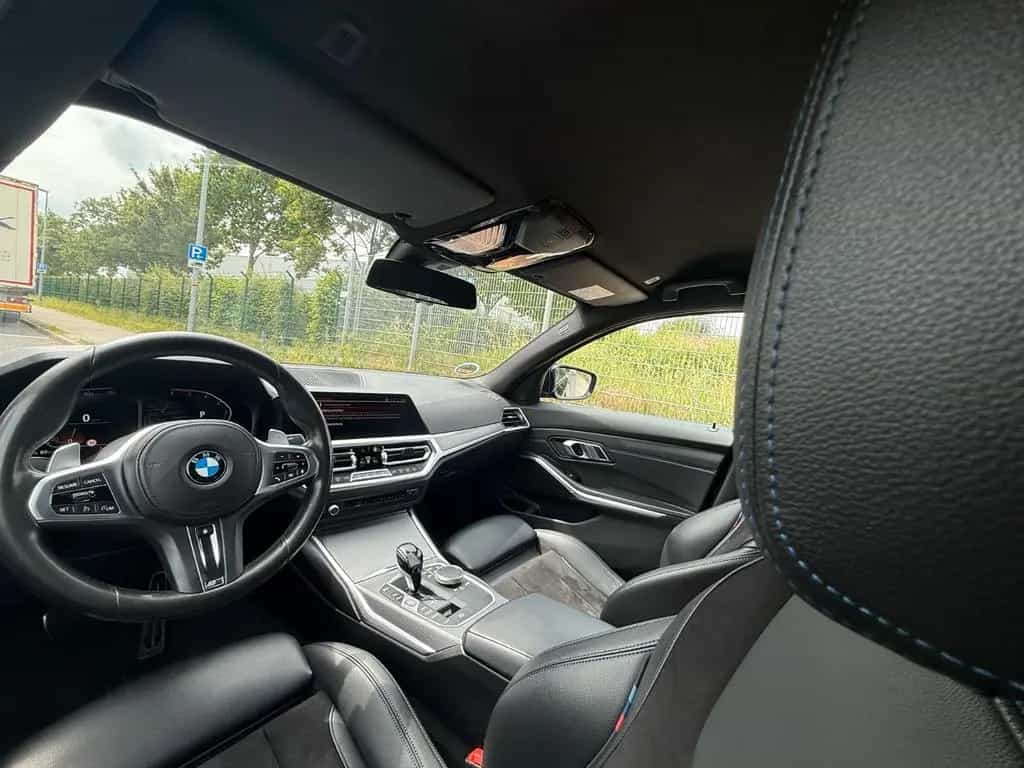 BMW 330 d xDrive M-Sportpaket*LASER*HUD*INNOV*AMBIENT 12/2019-photo-24