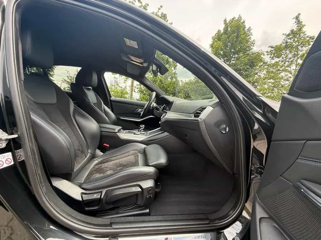 BMW 330 d xDrive M-Sportpaket*LASER*HUD*INNOV*AMBIENT 12/2019-photo-29