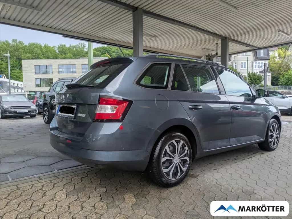 Skoda Fabia Combi Klima/PDC/Sitzheizung/Bluetooth 01/2018-photo-1