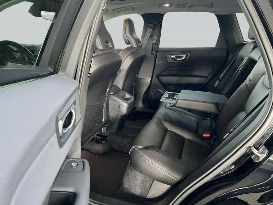 Volvo XC60 B4 Plus-Dark Glasd PilotAssist BLIS Leder 1 10/2022-photo-10