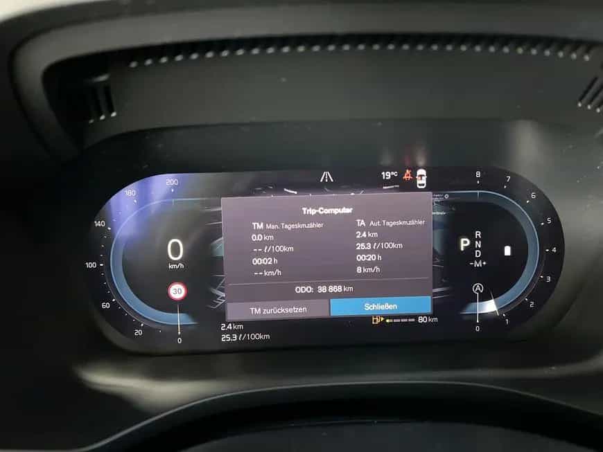 Volvo XC60 B4 Plus-Dark Glasd PilotAssist BLIS Leder 1 10/2022-photo-16