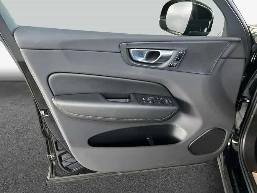 Volvo XC60 B4 Plus-Dark Glasd PilotAssist BLIS Leder 1 10/2022-photo-18