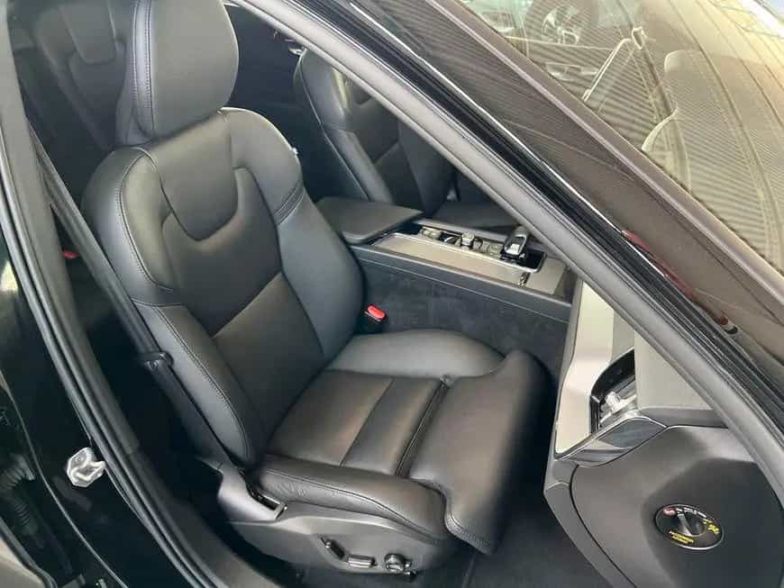 Volvo XC60 B4 Plus-Dark Glasd PilotAssist BLIS Leder 1 10/2022-photo-28