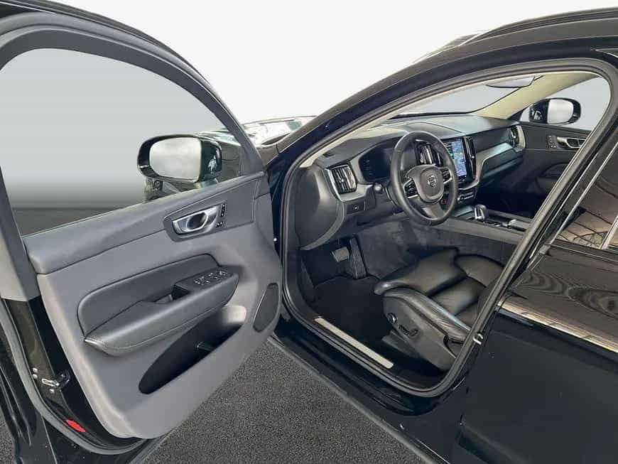 Volvo XC60 B4 Plus-Dark Glasd PilotAssist BLIS Leder 1 10/2022-photo-8