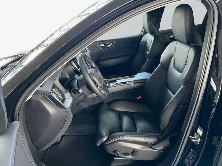 Volvo XC60 B4 Plus-Dark Glasd PilotAssist BLIS Leder 1 10/2022-photo-9