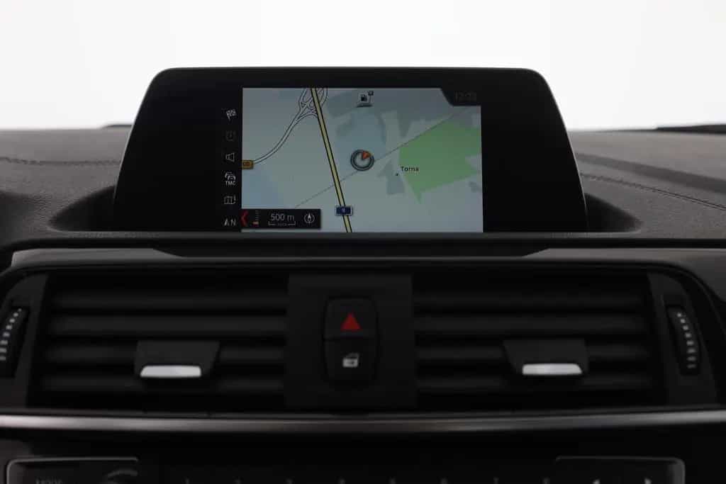 BMW 118 i Urban Line LED ACC Kamera Keyless-Go 12/2018-photo-10