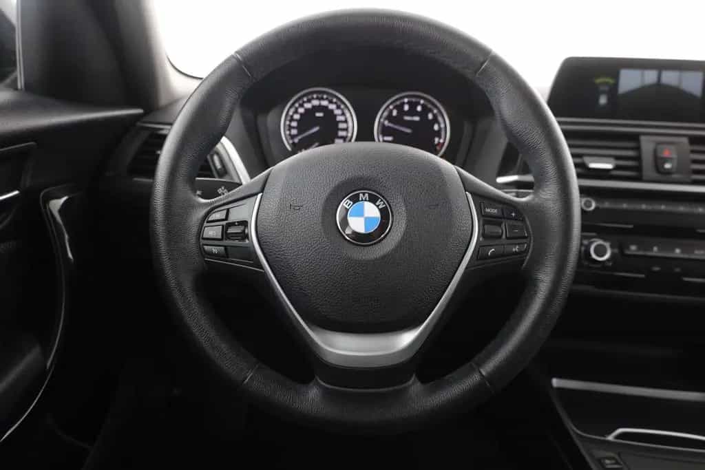 BMW 118 i Urban Line LED ACC Kamera Keyless-Go 12/2018-photo-14