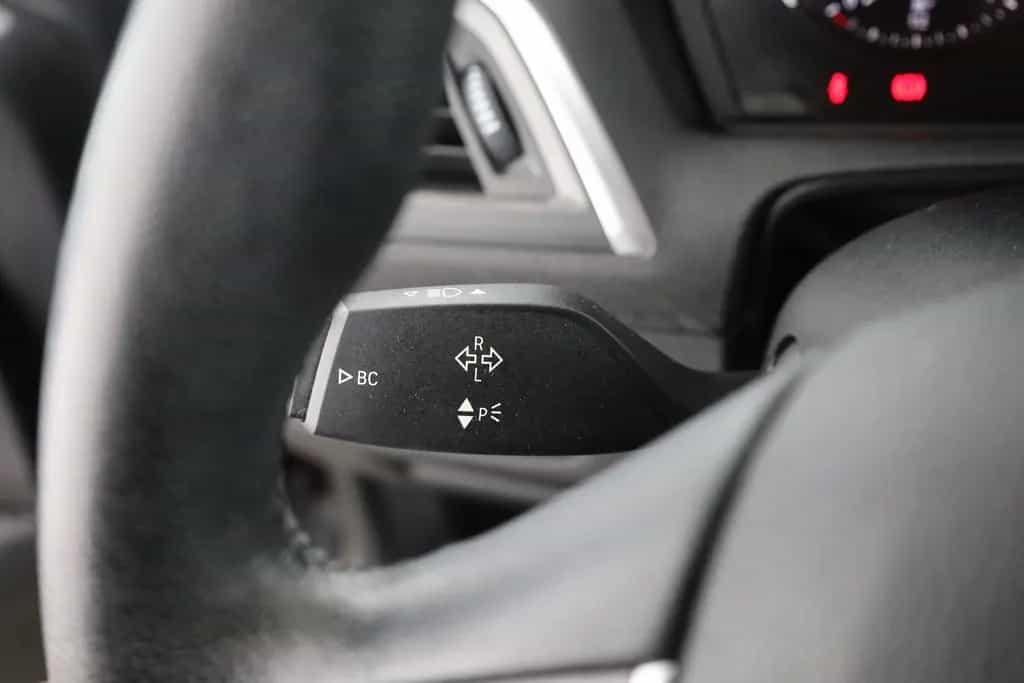 BMW 118 i Urban Line LED ACC Kamera Keyless-Go 12/2018-photo-18