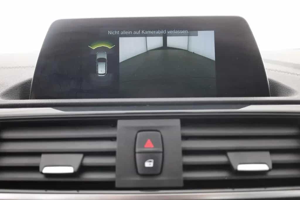 BMW 118 i Urban Line LED ACC Kamera Keyless-Go 12/2018-photo-26