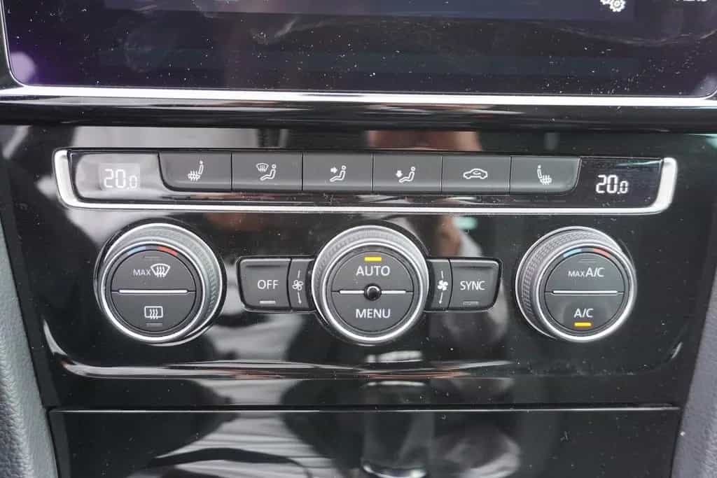 Volkswagen Golf VII Variant 1.0 Join LED Navi ACC Kamera 10/2018-photo-23
