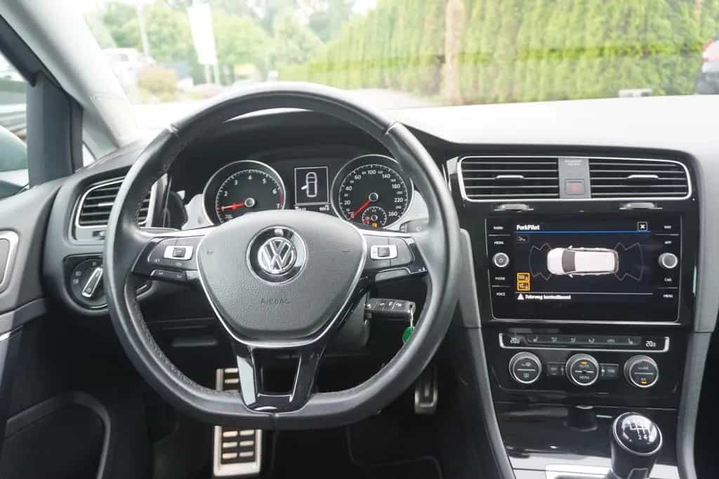 Volkswagen Golf VII Variant 1.0 Join LED Navi ACC Kamera 10/2018-photo-8