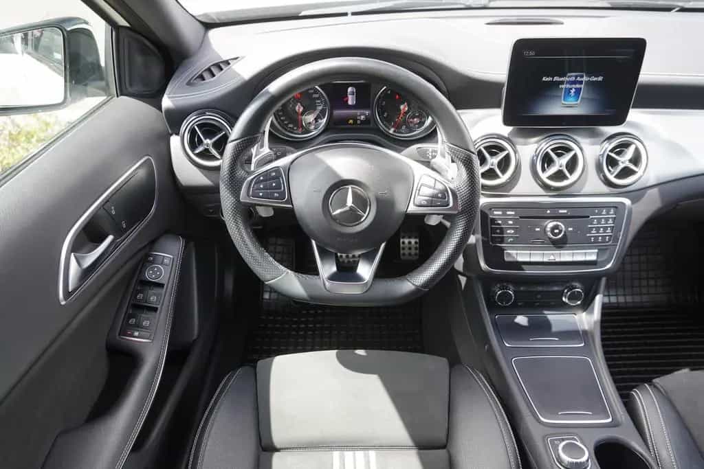 Mercedes-Benz A 200 A200 7G-DCT AMG Line LED Navi Sitzheizung Klima 02/2018-photo-19