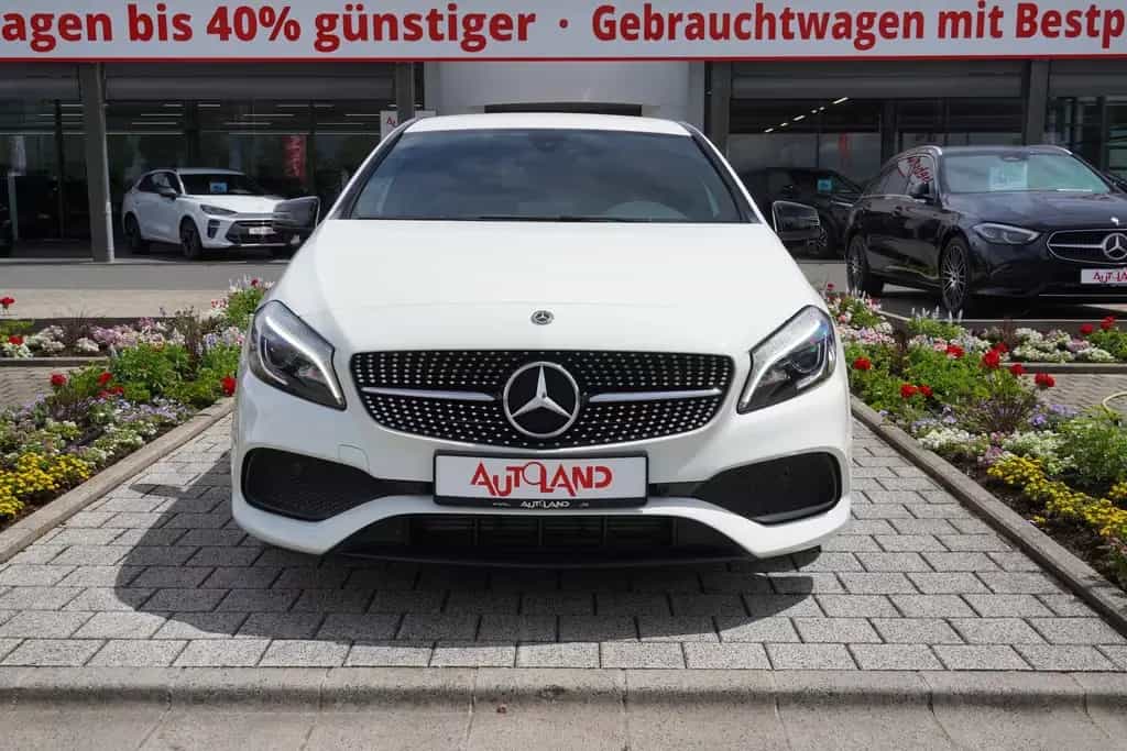 Mercedes-Benz A 200 A200 7G-DCT AMG Line LED Navi Sitzheizung Klima 02/2018-photo-2