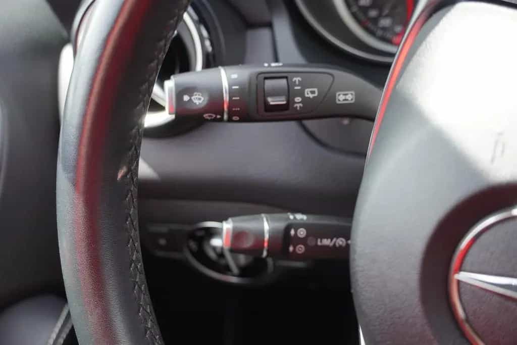 Mercedes-Benz A 200 A200 7G-DCT AMG Line LED Navi Sitzheizung Klima 02/2018-photo-23