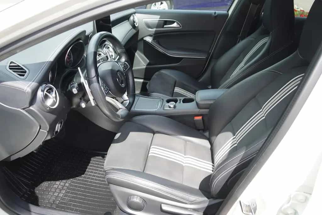 Mercedes-Benz A 200 A200 7G-DCT AMG Line LED Navi Sitzheizung Klima 02/2018-photo-29