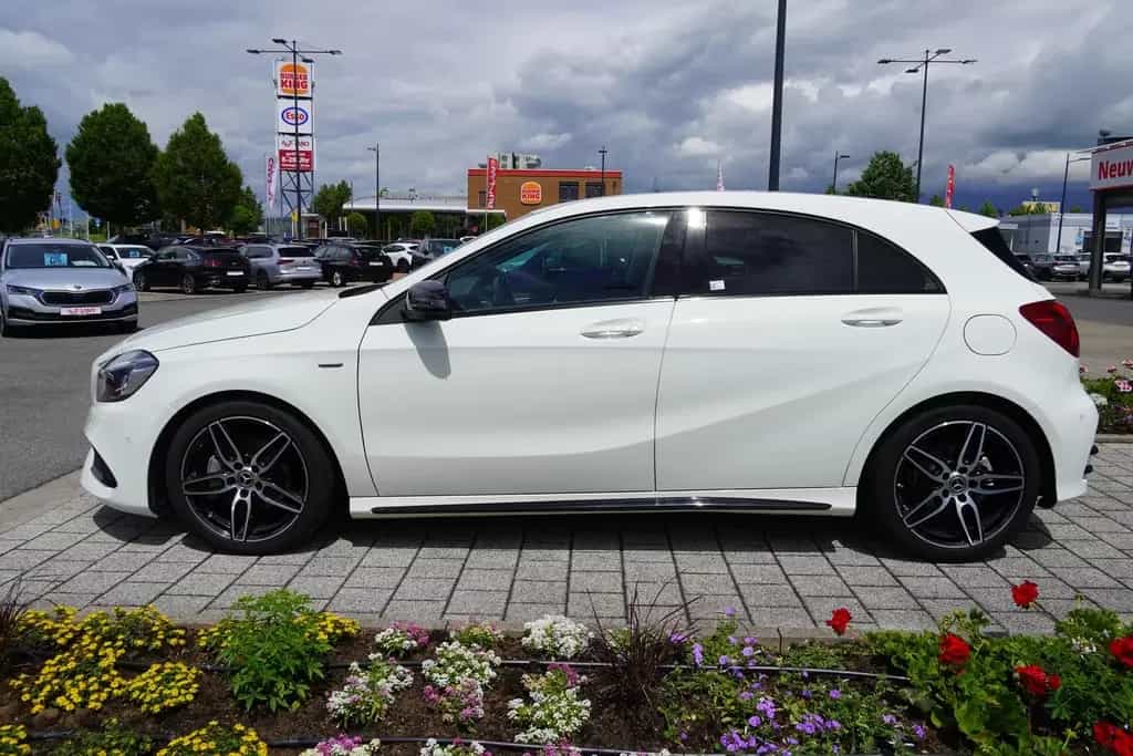 Mercedes-Benz A 200 A200 7G-DCT AMG Line LED Navi Sitzheizung Klima 02/2018-photo-5