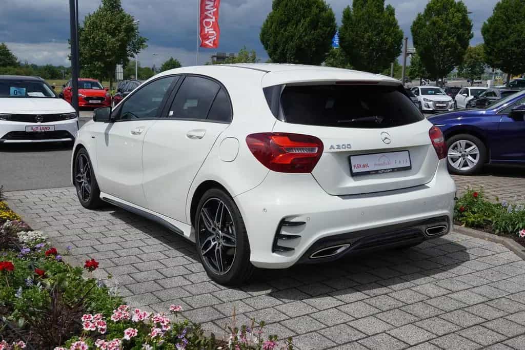 Mercedes-Benz A 200 A200 7G-DCT AMG Line LED Navi Sitzheizung Klima 02/2018-photo-6