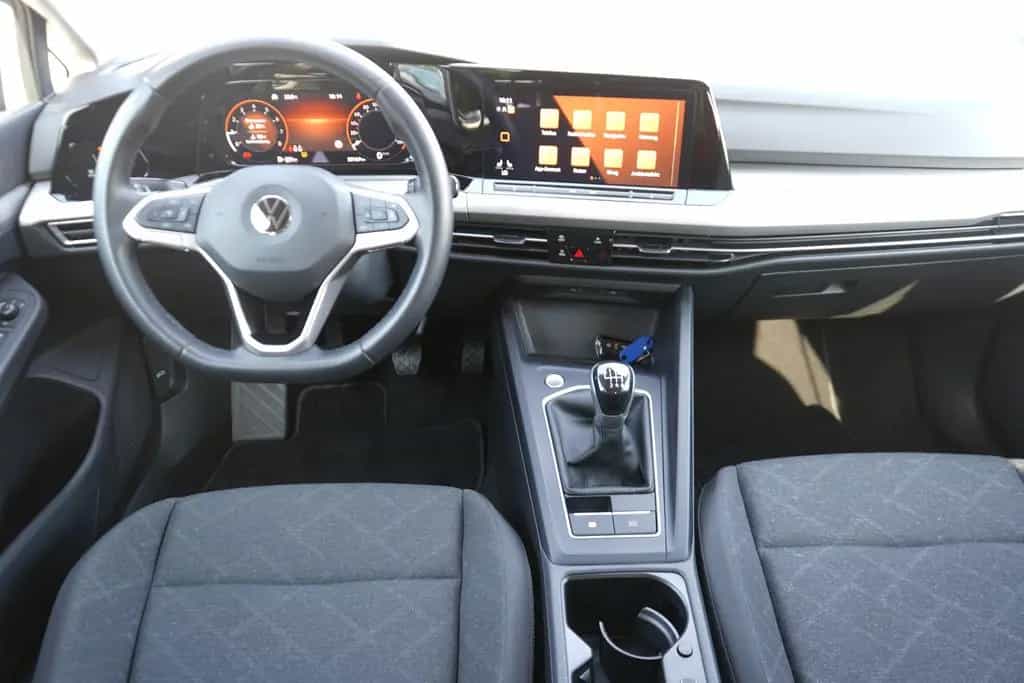 Volkswagen Golf VIII 1.5 16V TSI Life LED App-Connect ACC 10/2022-photo-10