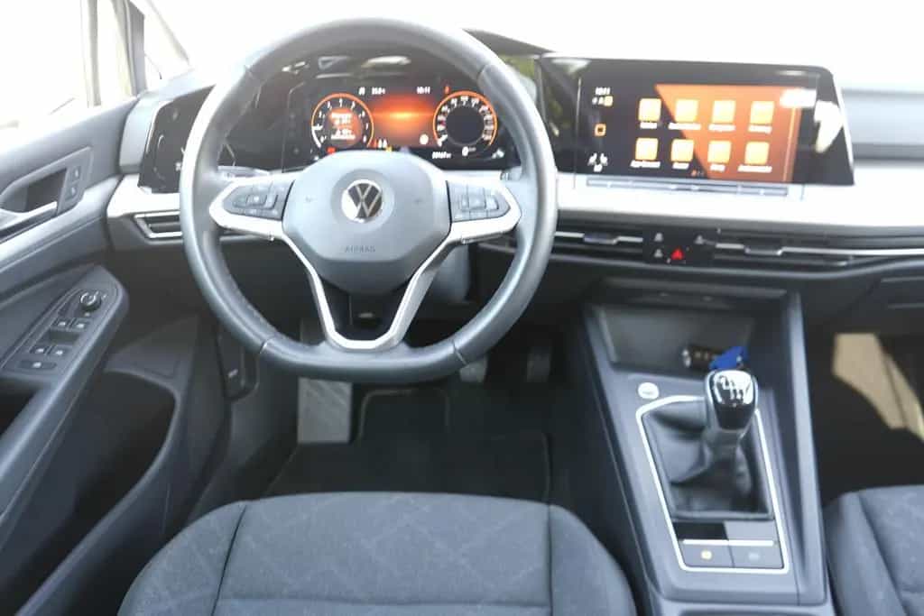Volkswagen Golf VIII 1.5 16V TSI Life LED App-Connect ACC 10/2022-photo-11