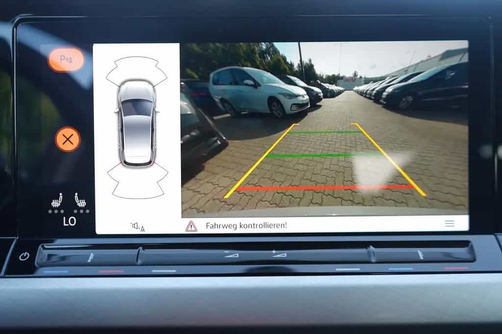 Volkswagen Golf VIII 1.5 16V TSI Life LED App-Connect ACC 10/2022-photo-13