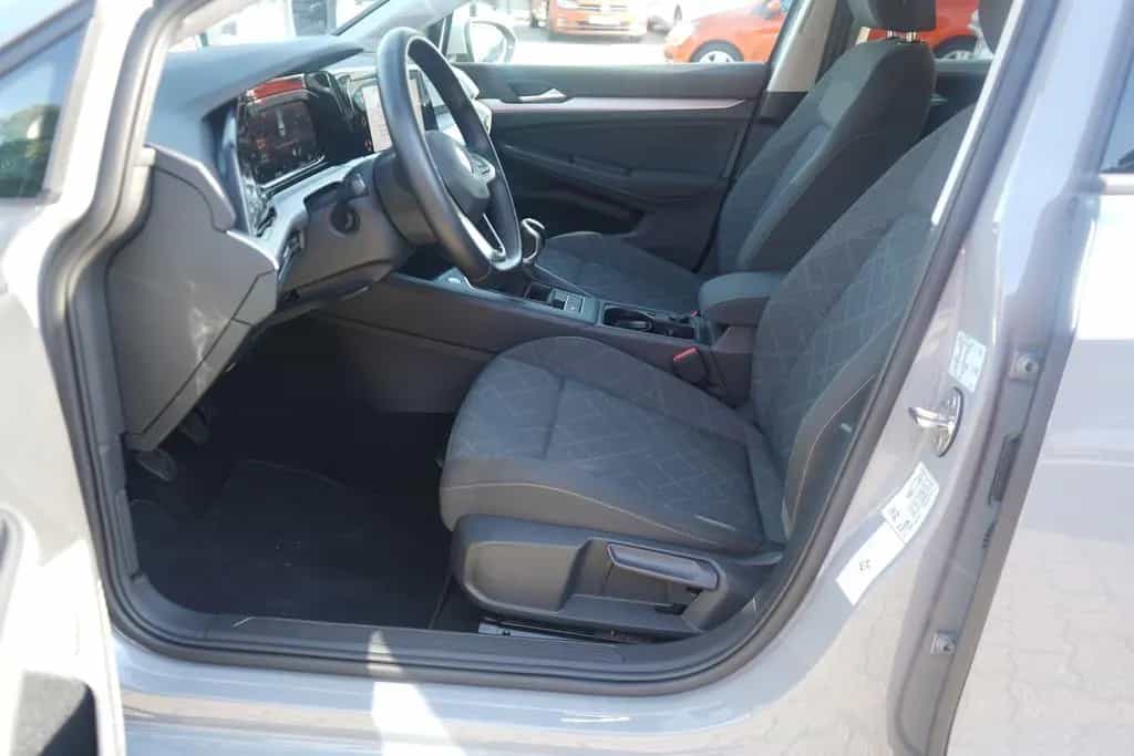 Volkswagen Golf VIII 1.5 16V TSI Life LED App-Connect ACC 10/2022-photo-26