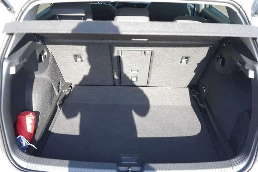 Volkswagen Golf VIII 1.5 16V TSI Life LED App-Connect ACC 10/2022-photo-29