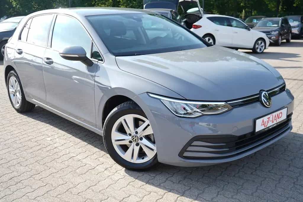 Volkswagen Golf VIII 1.5 16V TSI Life LED App-Connect ACC 10/2022-photo-6